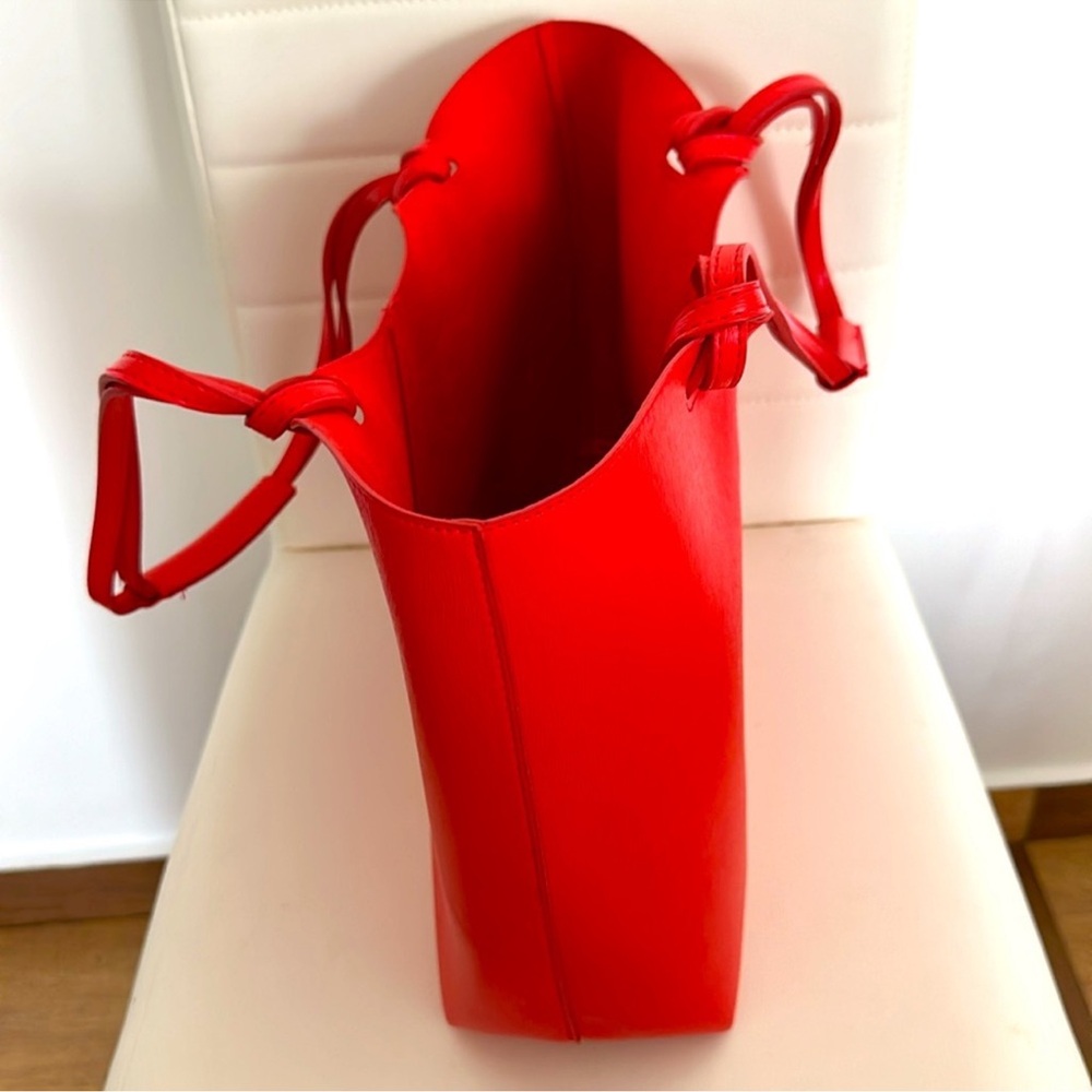 Neiman Marcus Bright Red Open-Top Tote with Double Straps and make up pouch!! - Picture 2 of 13